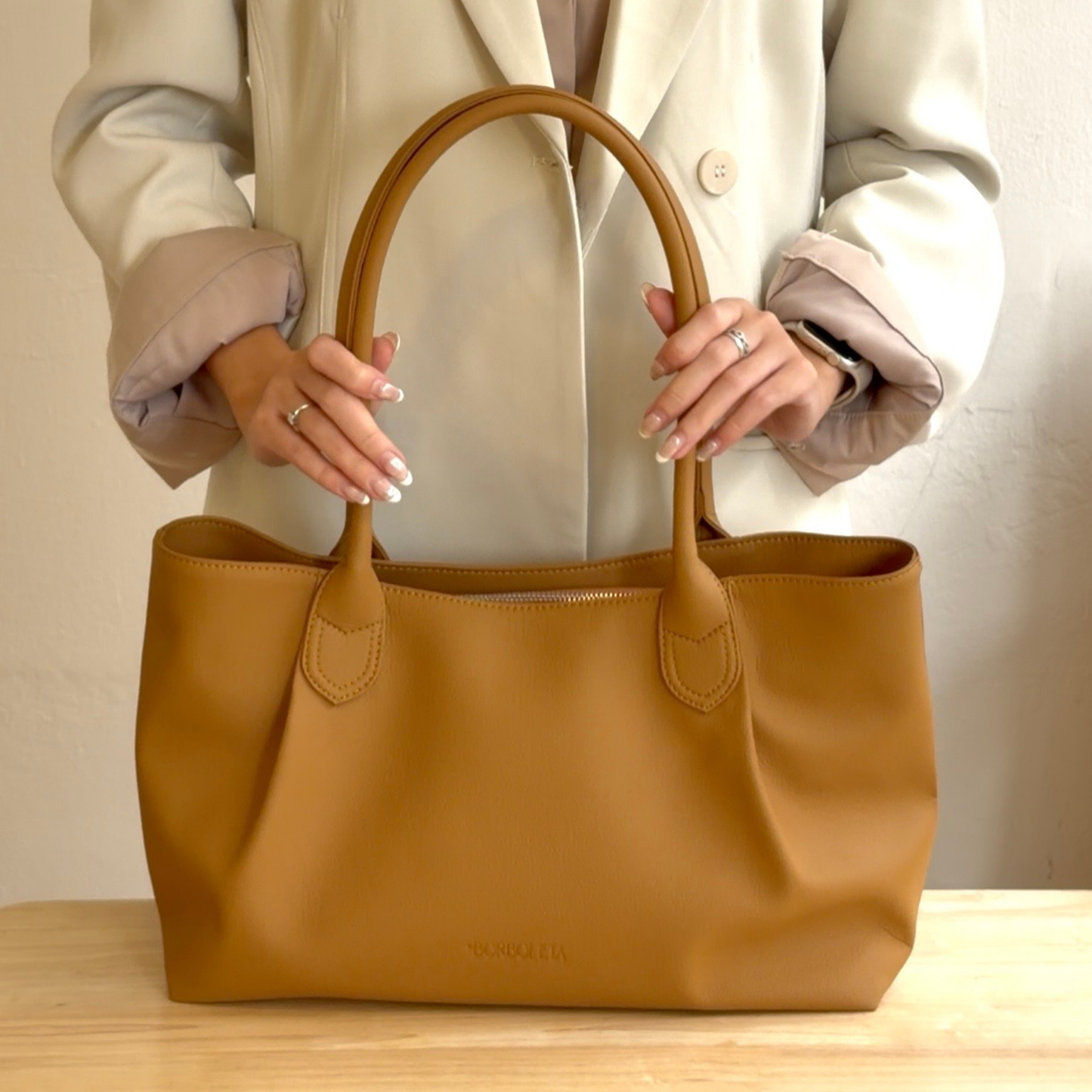 Zoe Shoulder Bag