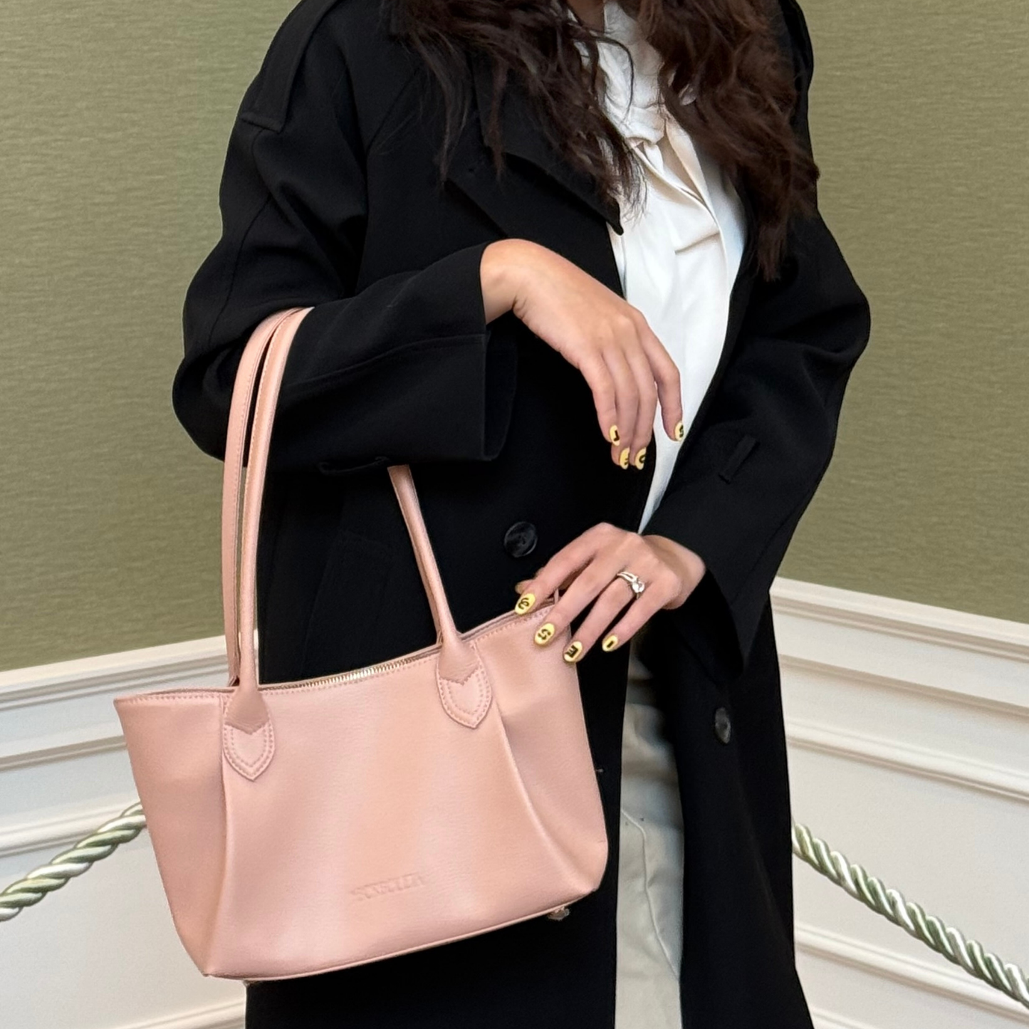 Demi Zoe Shoulder Bag