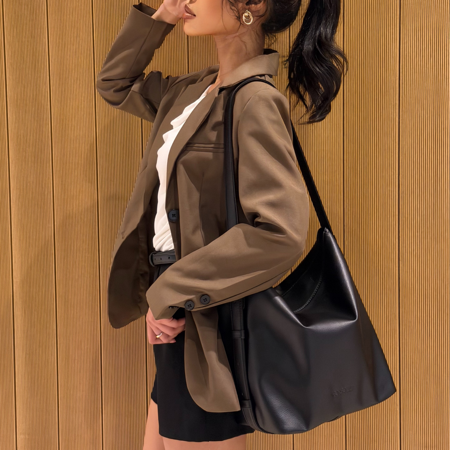Lumi Bucket Bag