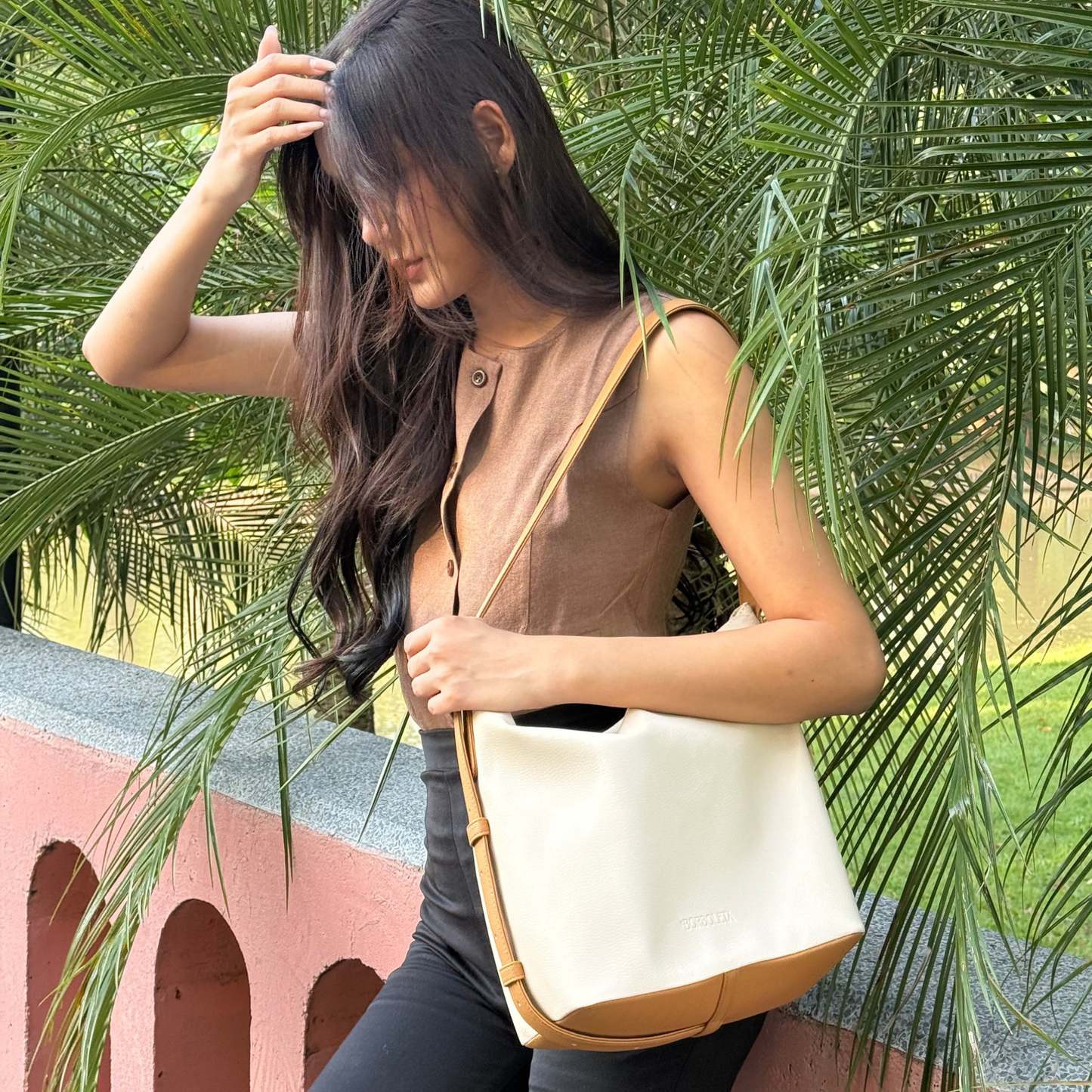 Lumi Bucket Bag