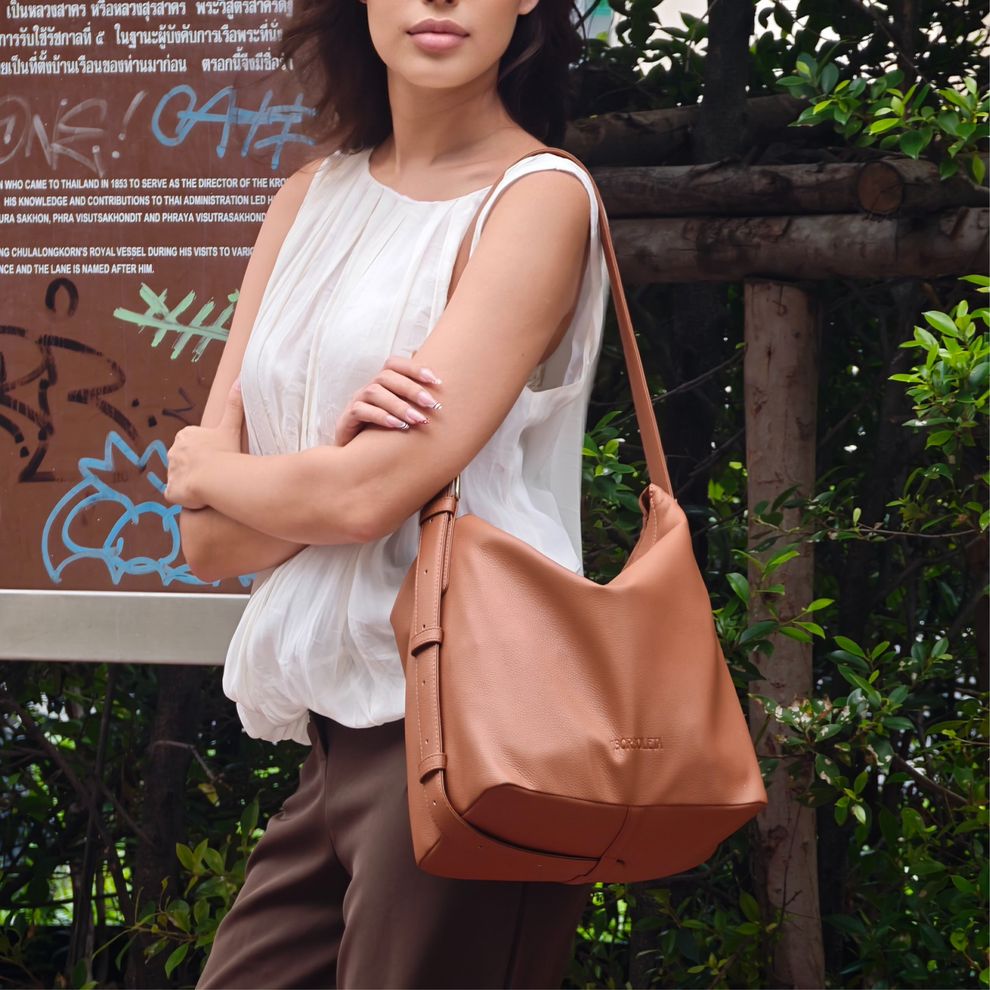 Lumi Bucket Bag